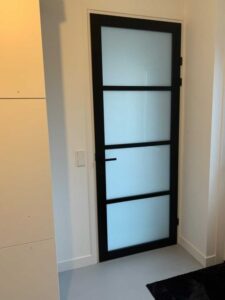 Model Kusen Aluminium Swing | id.pinterest.com | citilum.com