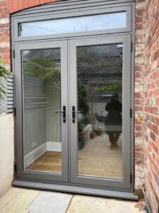 Warna dan Finishing Populer untuk Kusen Aluminium