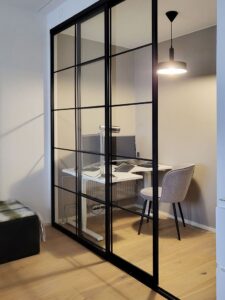 Kusen Aluminium untuk Pintu Geser Kantor