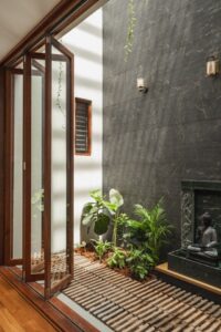 Kusen Aluminium Motif Kayu Estetik & Tahan Lama