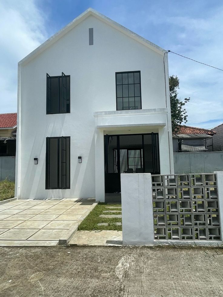 Jasa Aluminium Kasihan Bantul | Kusen, Pintu & Jendela Custom Berkualitas