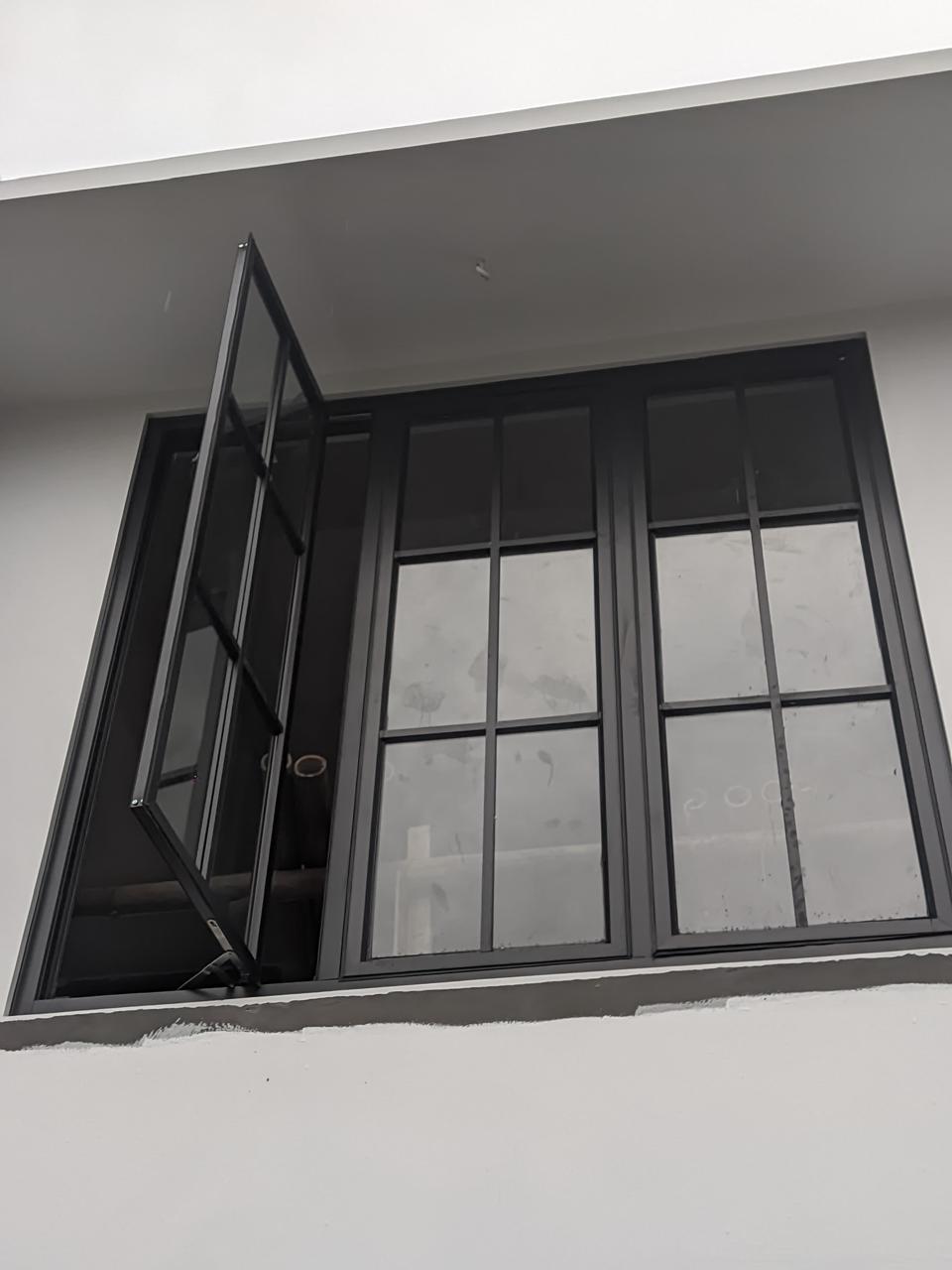 Model Jendela Aluminium Favorit di Jogja